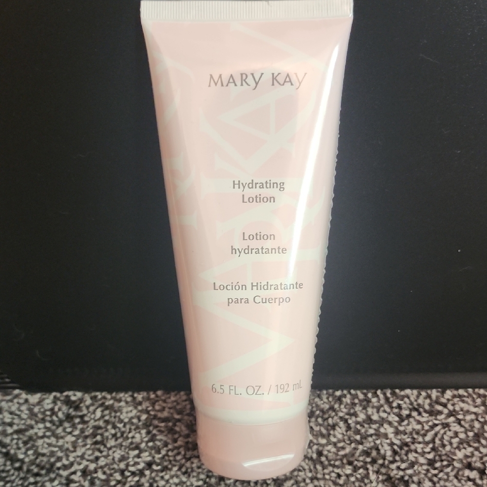 Mary Kay Hydrating Lotion - Cream